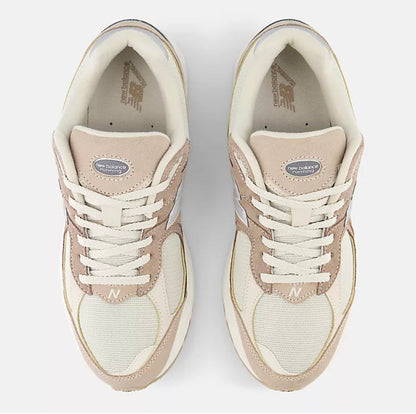 New Balance 2002R Cream - New Balance