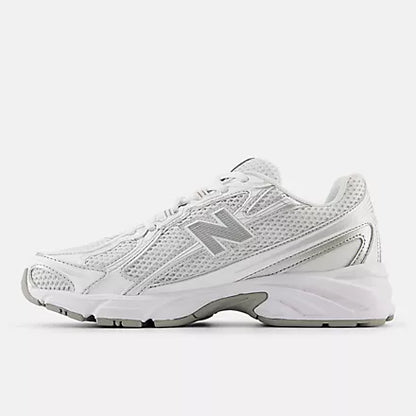 NB 740 White